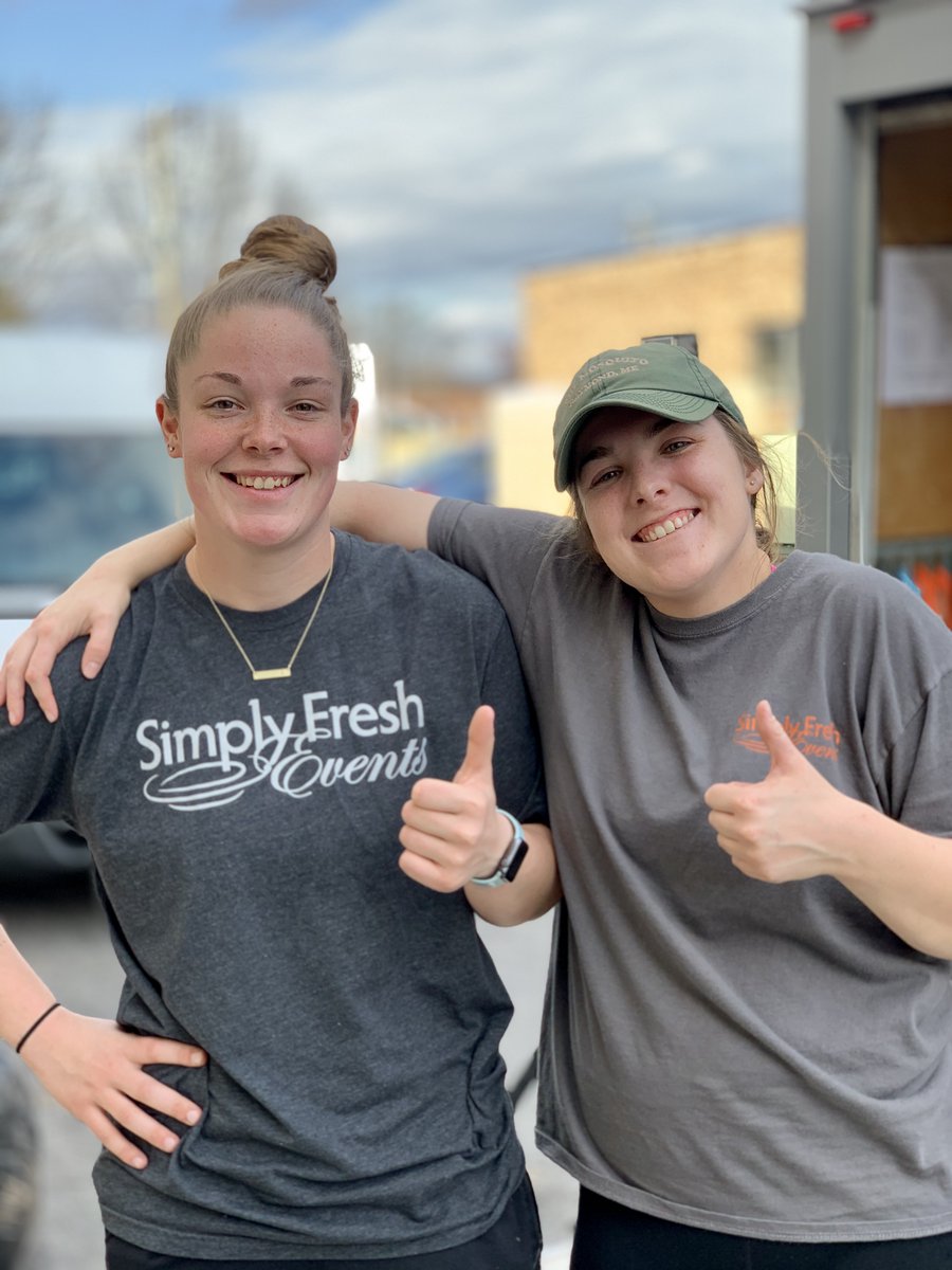 NourishNow's tweet photo. They helped load and transport it to us and what we could not store they took back to their facility to keep in a donated refrigerated truck from #PerformanceFoodGroup. We are grateful to you! Thank you! ππ
See our #PressRelease https://t.co/pjnHhjjnCT
#TogetherWeCan @sfedmv https://t.co/Ic8wENk673