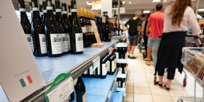 omni_red's tweet image. Systemet i Stockholm ändrar öppettiderna omni.se/systemet-i-sto…