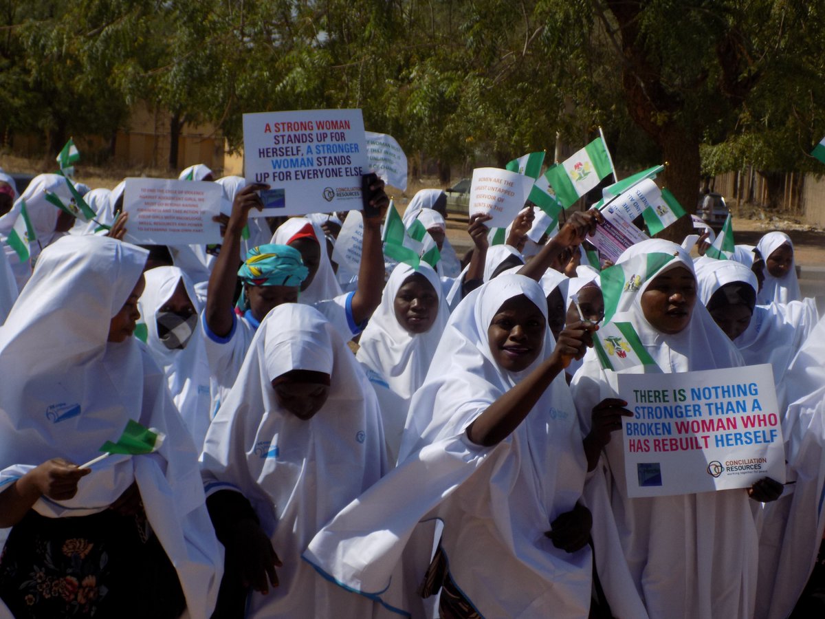 h_interactive1's tweet photo. @h_interactive1 in partnership with @CRbuildpeace Women for Peace (WFP) commemorate International Women's Day (IWD) with a street walk in Damaturu, Yobe state, March 2020. https://t.co/Iile5QKxT4