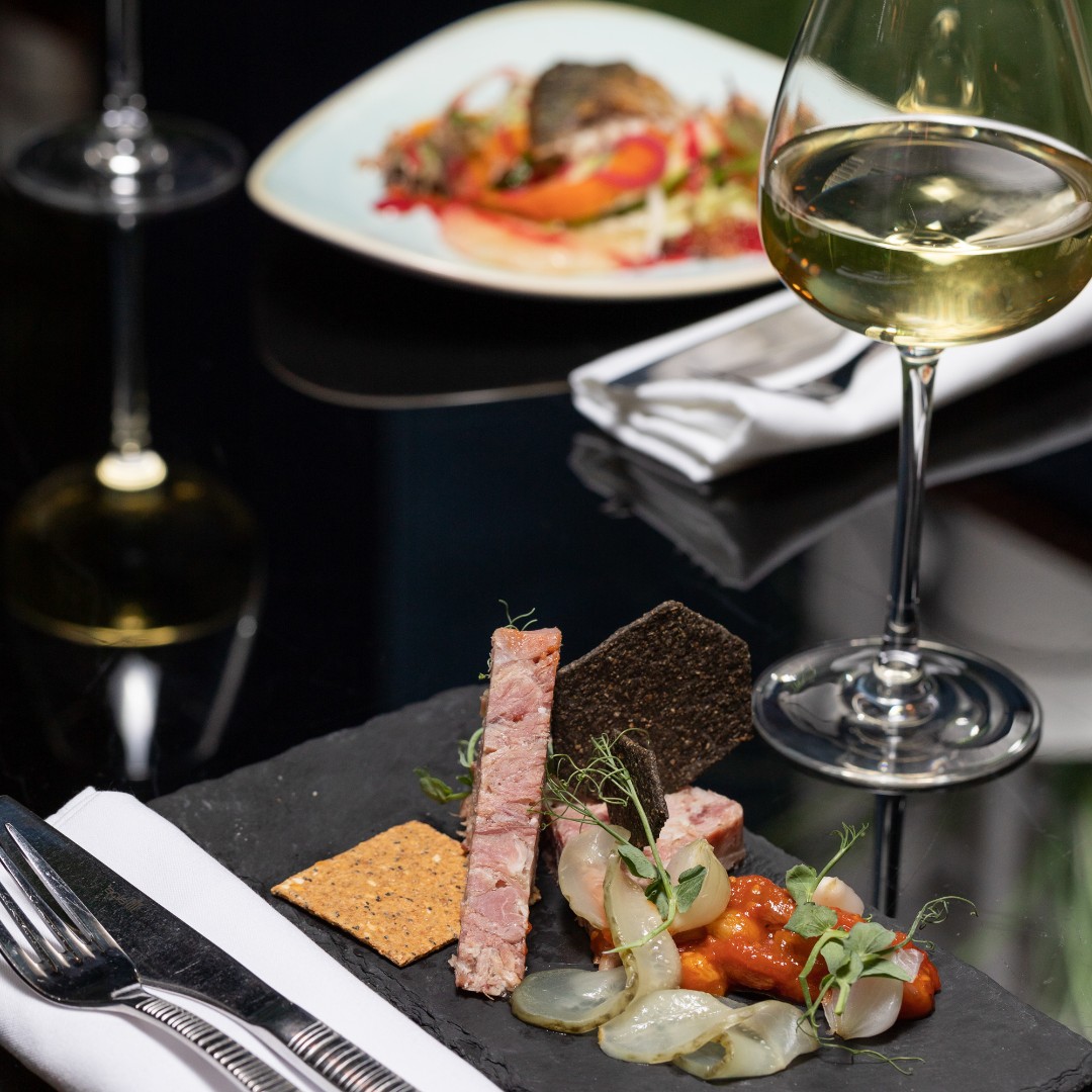 MasonsMcr's tweet photo. Join us this week and enjoy the delicious dishes on our a la carte menu. 😍
.
Excellent service is at the heart of what we do, book your table to try the #MasonsExperience: info@masonsrestaurantbar.co.uk | 161 359 6952 ✨ https://t.co/ZeEDGvebaf