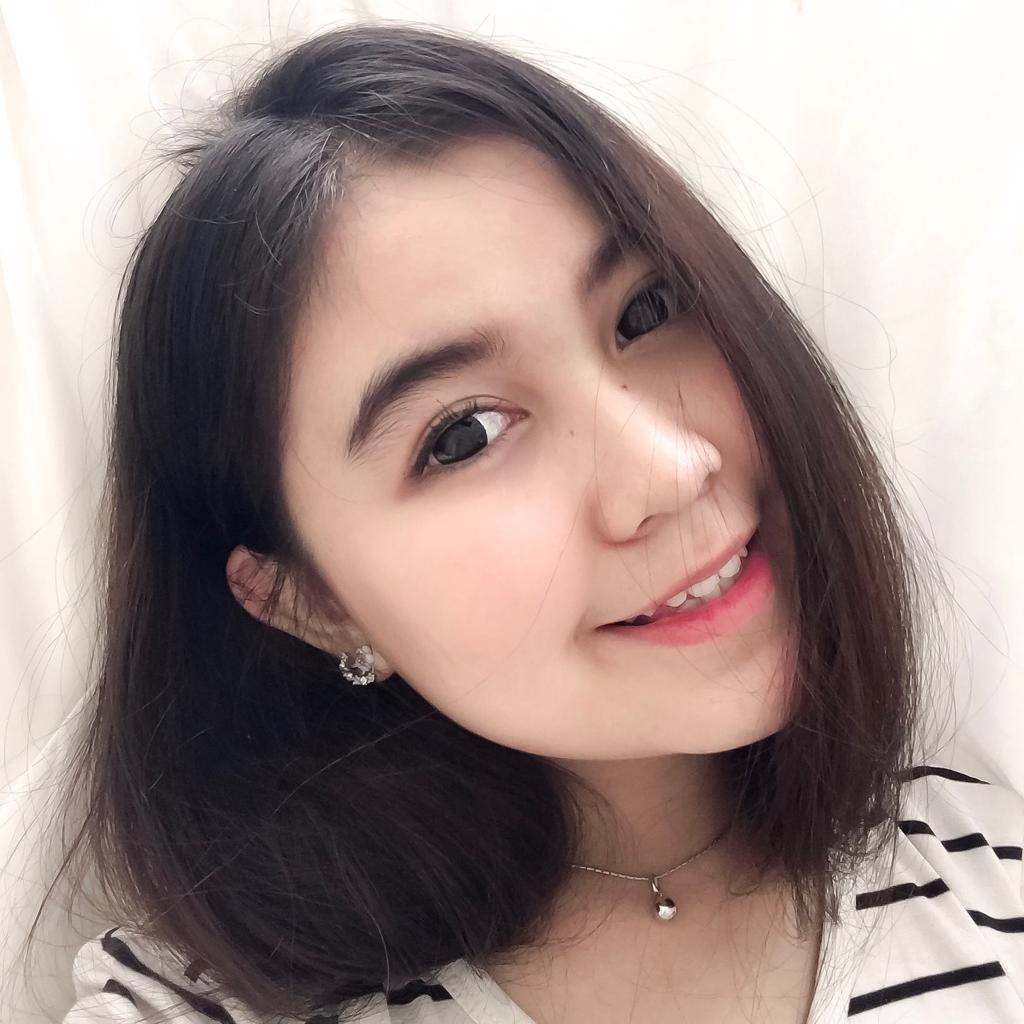 intentwr's tweet image. Quote this tweet with ur long hair vs short hair 💇‍♀️