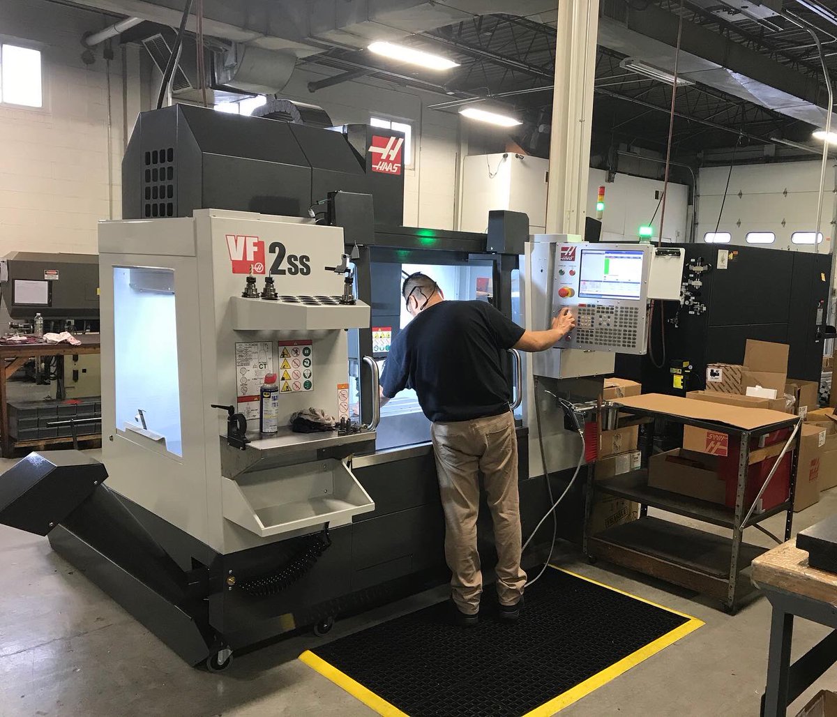 HunterMfgSvcs's tweet image. In the midst of all the chaos, Hunter Manufacturing adds our 7th Haas vertical machining center. Good timing or bad timing, only time will tell! #manufacturing #madeinusa #haas #haascnc #newjersey #machineshop #cnc @Haas_Automation