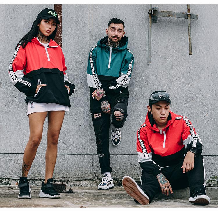 thehype_jp's tweet image. FUXX HOLY ウインドブレーカー パーカー 新しく入荷！！
二つのカラーバリエーションで登場🔥
🔽🔽🔽🔽
thehypeonlineshop.com/products/fuxx-…
🔼🔼🔼🔼
#ファッション　#ストリートファッション 　#ストリート