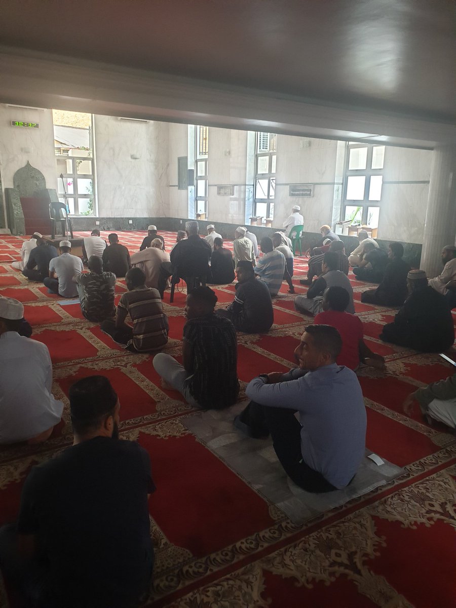 As the Imaam of the Newtown Musjid-I must admire the admin &amp; congregants for their discipline in adhering to different guidelines- including social distancing for the performance of the Friday prayers.
Combatting #Covid19 requires everyone to play their part