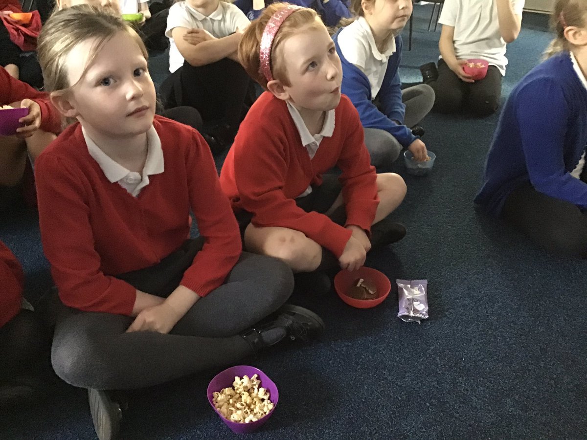 yr3melthamce's tweet photo. We decided to reward the children, as we usually do at the end of term for reaching their Dojo target....we think they would’ve made it had school been open. Popcorn and the Horrible Histories, Rotten Romans movie! #RewardingGoodBehaviour https://t.co/VaTMxjx16u