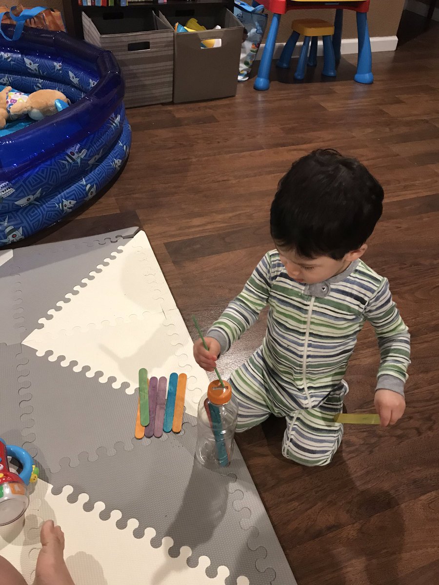 STRuONGbees's tweet photo. Good morning! We are working on colors and fine motor skills. What are you working on today? ☀️ 🌈 https://t.co/9pXlzseIuD
