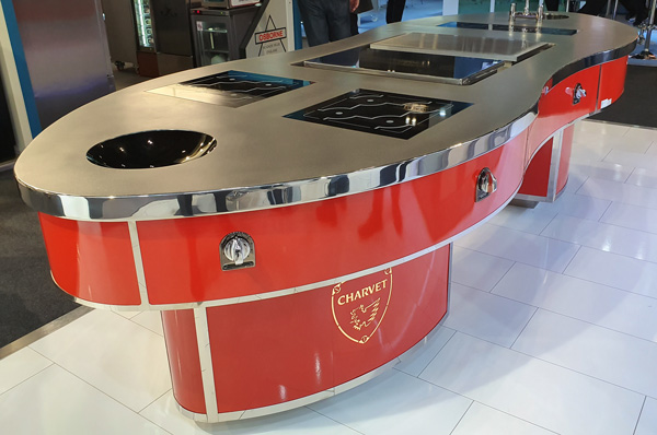 On #InternationalDayofHappiness and in a world that is in turmoil, let's remember happier times and look back at just a couple of weeks ago, when this beauty was <a href="/HRC_Event/">HRC</a> - Charvet #bespoke charvet.co.uk/wp-content/upl…
#chefslife #commercialkitchen #cookingsuite #cheflife