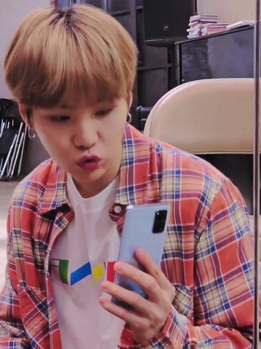 yoongisarchive's tweet photo. 🥺 https://t.co/VmBSoCB73l