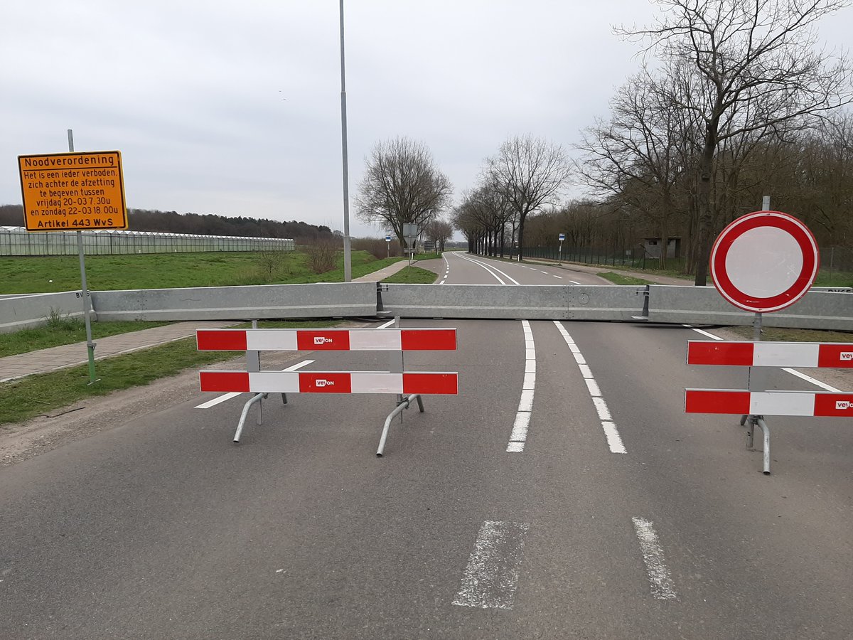 VevonBV's tweet photo. Tijdelijke verkeersvoorzieningen op de Burgemeester Ballingsweg (N260a) bij vliegbasis Gilze-Rijen t.b.v. het onschadelijk maken van (vliegtuig) bom.
#gemeenteABG #vevon https://t.co/F0QHVEC80Q
