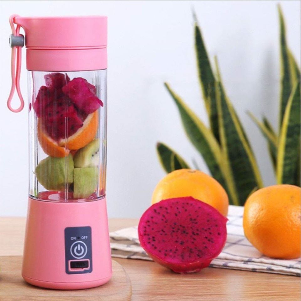 bossl_com's tweet photo. Make way for a healthier, stress-free fruit blending at home through this portable smoothie maker. Don’t forget to add chia seeds, fitness buff! #bossl #homeproduct #fitness #portableblender ⬆️Great value products at your doorstep https://t.co/EtIdD7leRH https://t.co/tmcqs4TIPr
