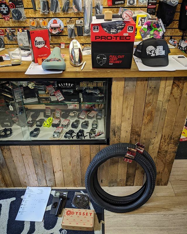 Thanks to all that are still ordering online! Orders heading out the door 📦 #deadsailorbmx #bmx ift.tt/2U58Xez