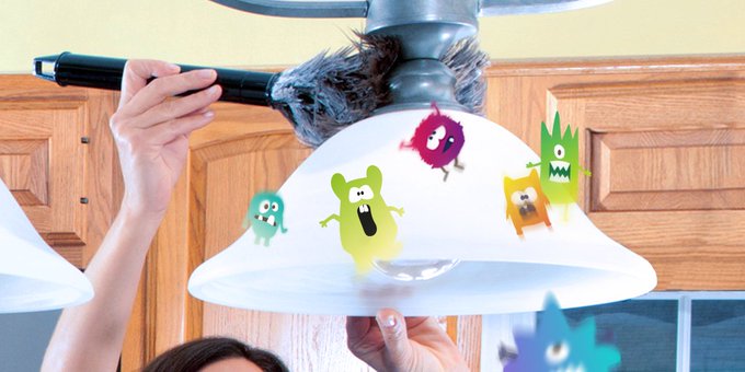 Bloqués à la maison, profitons-en pour avancer notre nettoyage de printemps !  Qui a déjà testé le challenge Trop fa-ci-le en dépoussiérant ses ampoules 💡 et ses abats-jours❓ #MénageDePrintemps #écogestes