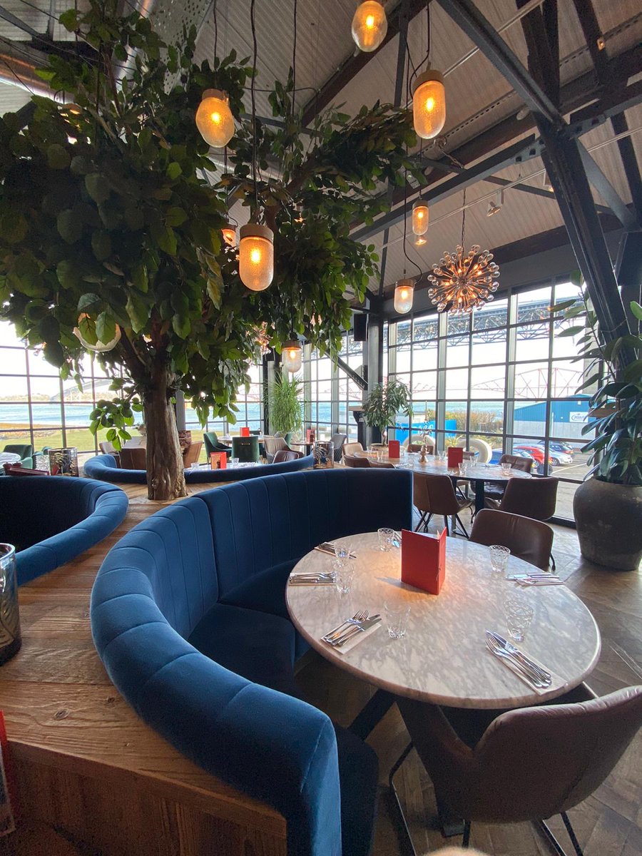 SMOOZYdmc's tweet photo. Let's appreciate Scotland's beauty with the last event we held, back at the beginning of the month.
#DMC #UK #Groups #Incentive #Scotland #Edinburgh https://t.co/AXu3xPWupl