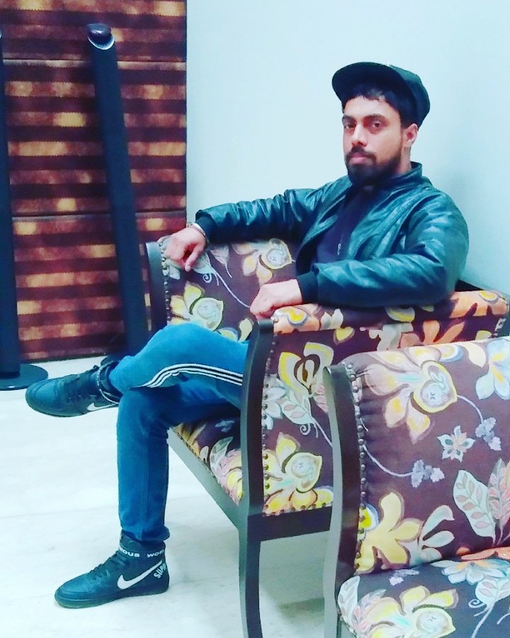 Swagger 😜😜😜😜😍😍😍
      🤘🤘🤘🤘🤘🤘