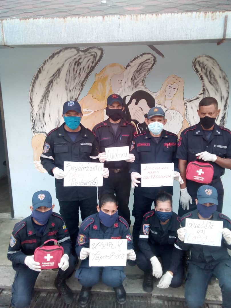 Cuerpo de bomberos Pedraza estado barinas saliendo a dar Orientacion a diferente comunidades del municipio Pedraza
