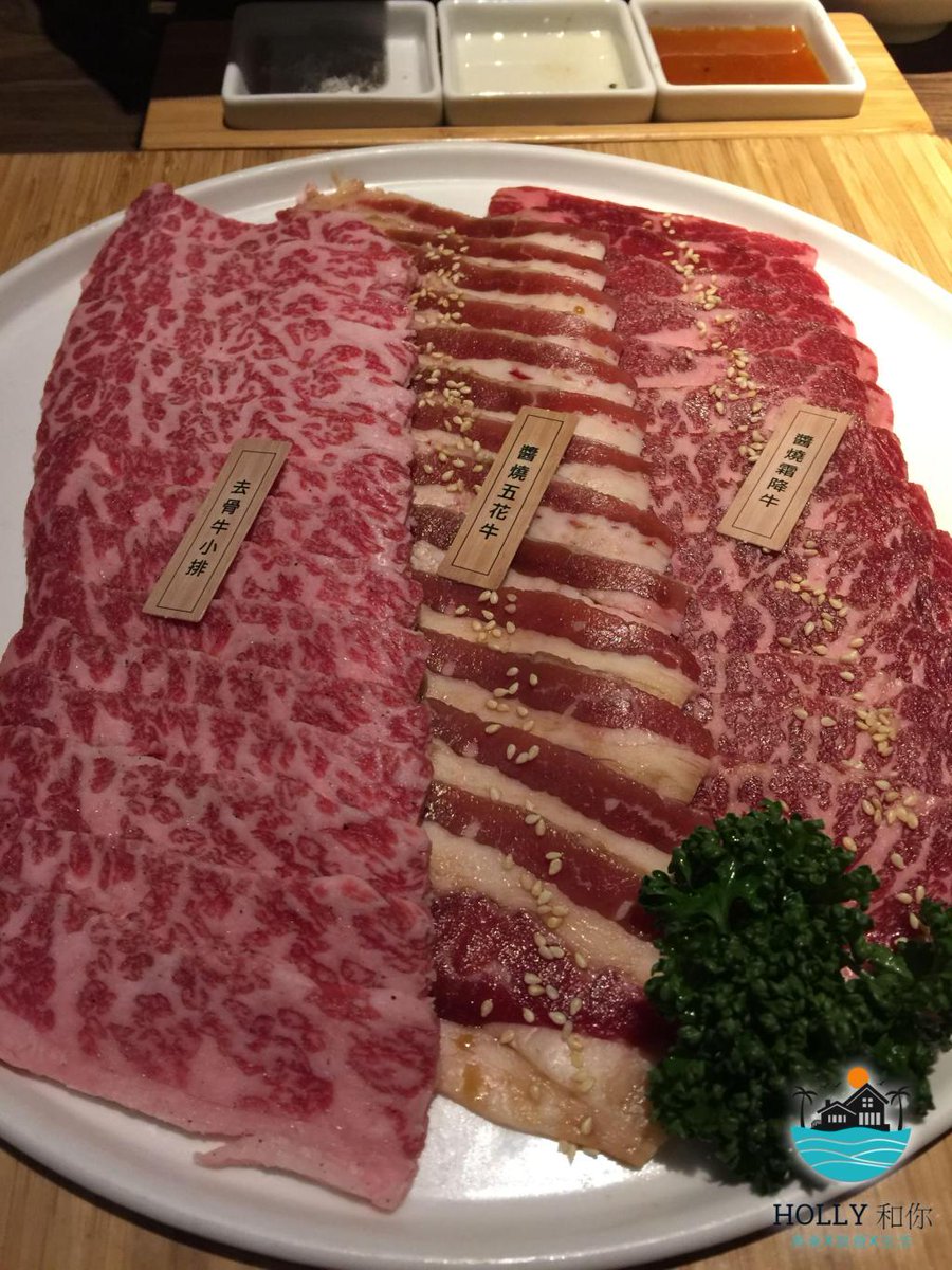 SoulShellBlog's tweet image. 【高雄左營燒肉】茶六燒肉堂就吃去骨牛小排、高級單點燒肉 – 今天來茶六不喝茶，吃肉！ hollyou.com/post/2133/%e3%…