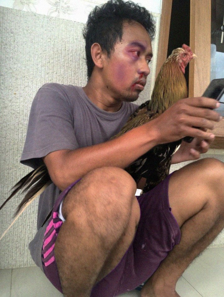 OkkyWSempada's tweet photo. Ada yg ribut soal skena, sampai lupa kalau ..... https://t.co/IimQFr527y