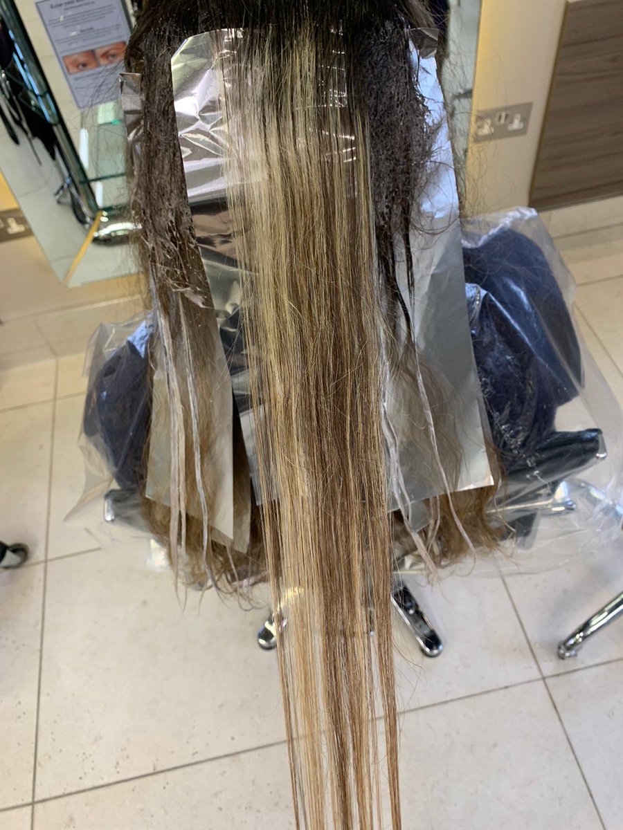 RichardWardHair's tweet photo. A beautiful balayage colour transformation by our technician Bethany.
Styled by @elettraguggeri.
#colourtransformation #bronde #colour #loreal #balayage #richardwardhair https://t.co/tZBrWivcr6