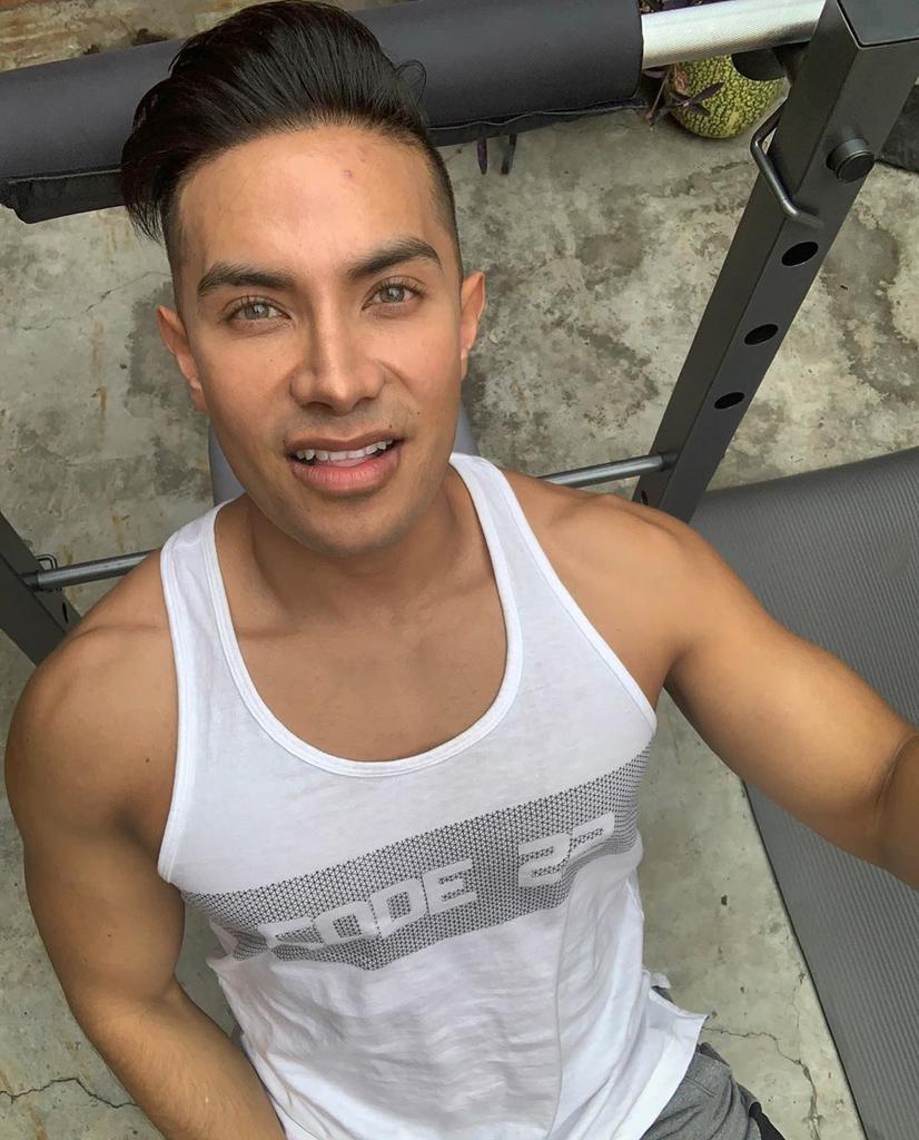 code22men's tweet photo. #CODE22MEN Ejercicio en casa. - @Ian26OF https://t.co/zazbbNs5rN