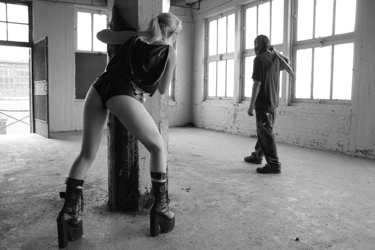 LiliRockwood's tweet photo. Criminals beware! Batgirl is in action fighting this plague! ππ₯ Crimal: Dragon Lili Studios
#batgirl #cosplayer #dccosplay #batgirlcosplay #cosplaymodel #corset #blackandwhite #901model #abandonedbuilding #901photography #901based #lilirockwood #knockout #fightingbadguys https://t.co/JydeQvtPxF
