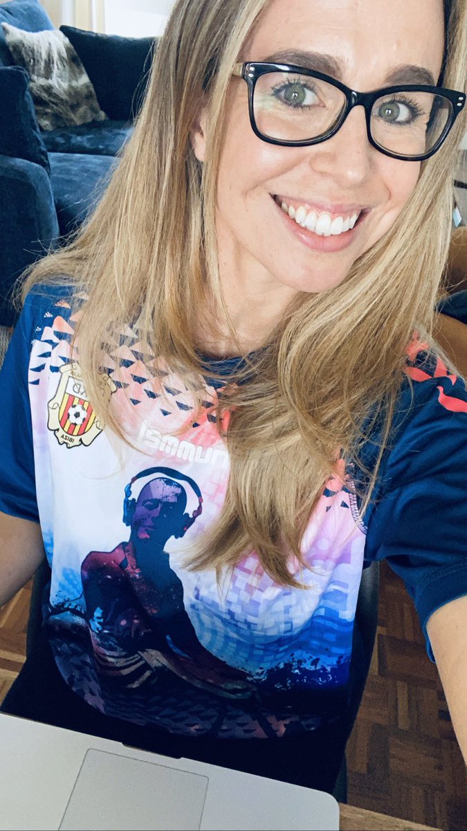 Natalierio's tweet photo. Combining @Copa90 #SickKitFriday with the epic @DefectedRecords #VirtualFestival. Everyone coming together via the love of football and music ⚽️🎶💕 Happy Friday All 😘 https://t.co/qGT1uaiDBI