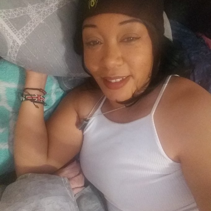 Happy Friday.. 😘😘. Now blow a kiss back https://t.co/RCHx869XUE<a href="/tag/love"class="tags"><span>#love</span></a><a href="/tag/bbw"class="tags"><span>#bbw</span></a><a href="/tag/milf"class="tags"><span>#milf</span></a><a href="/tag/retweeet"class="tags"><span>#retweeet</span></a><a href="/tag/bigtits"class="tags"><span>#bigtits</span></a><a href="/tag/seductivesunday"class="tags"><span>#seductivesunday</span></a>