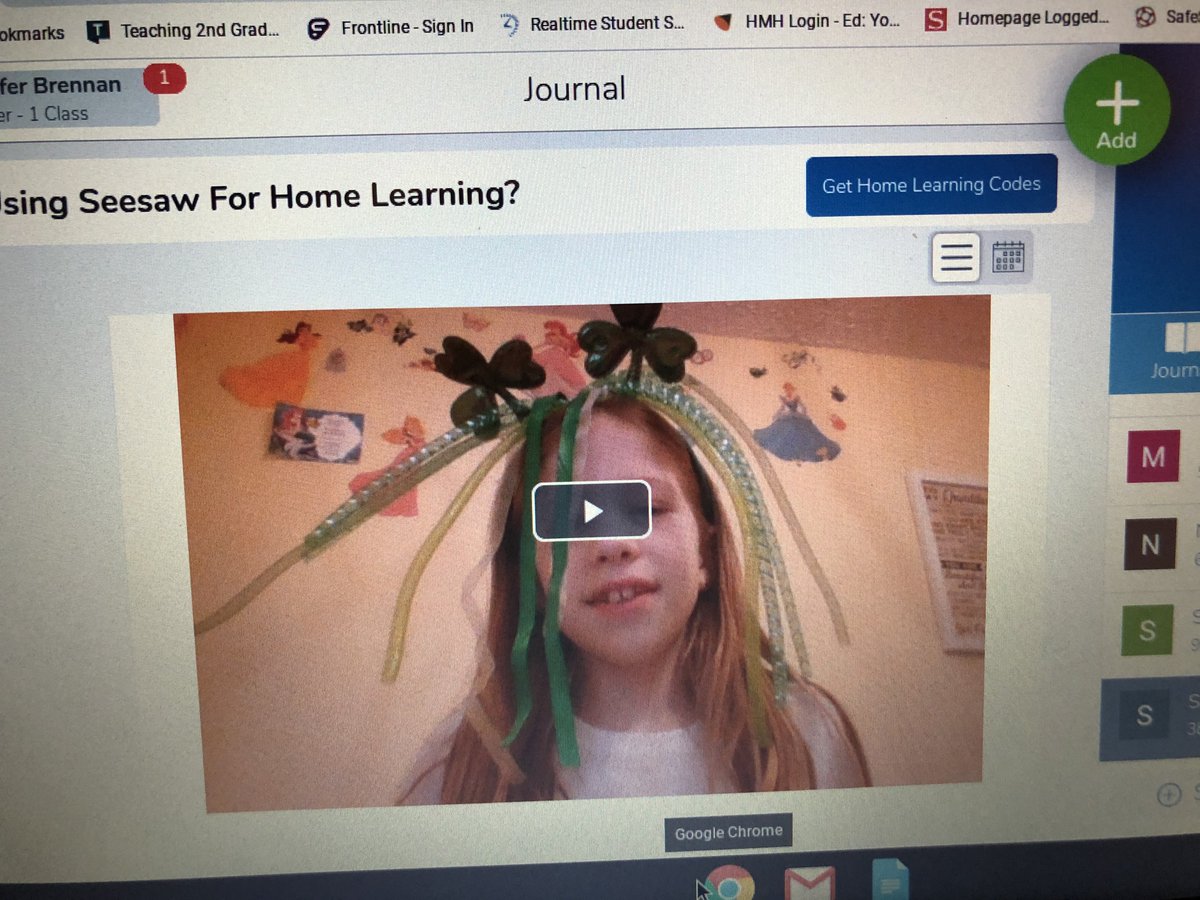 Jenn323128's tweet photo. #HazletProud, @LillianDriveSch students reading me their reading responses on Seesaw. https://t.co/CxYXStZhvX