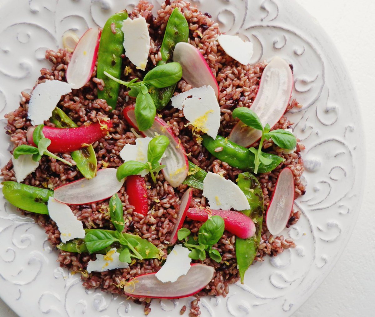 Blue Moon Acres tweet media