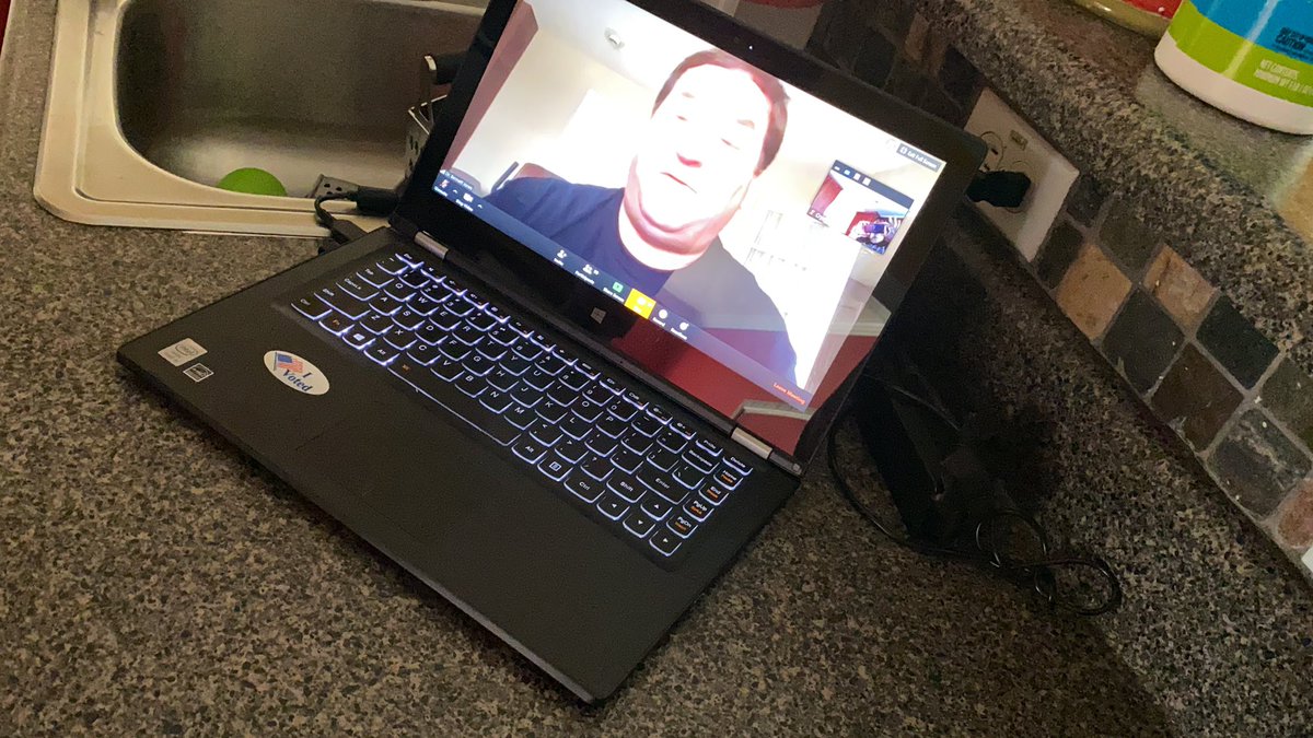 Hardi_Cee's tweet image. #zoom meeting to discuss the future! @Clayton_Comets #flexlearning