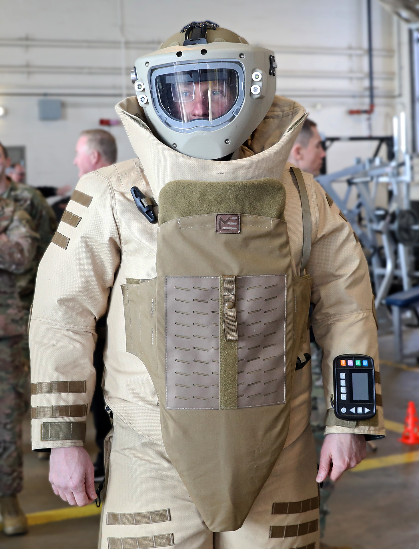 Bomb Suit, EOD Suit, Bomb Disposal Stock Photo - Alamy