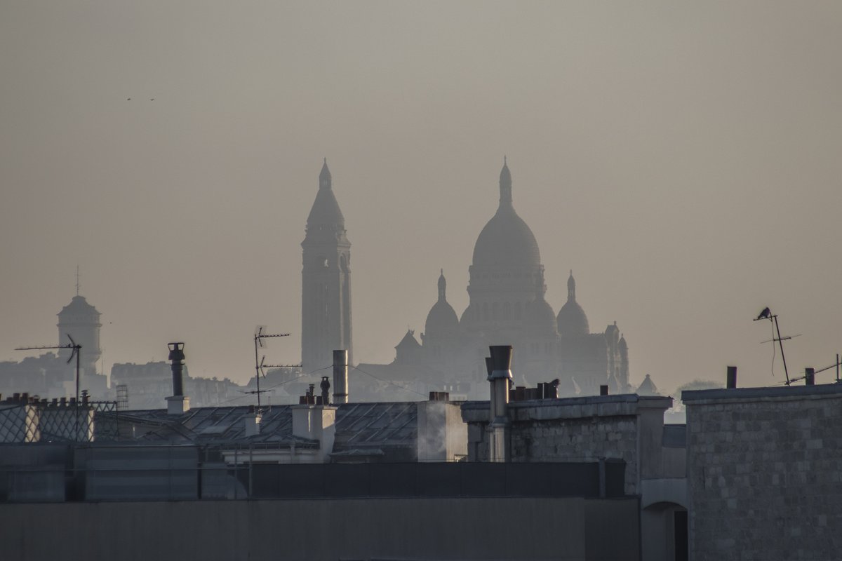 A misty morning in Paris.  #DreamingOfTravel