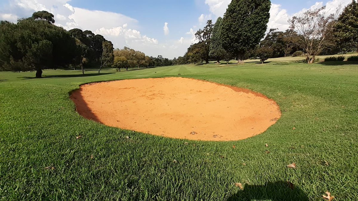 ObsGolf's tweet image. Please note that we will be instituting 2 new "local rules" due to the Covid-19 outbreak. 

✔️ Inverted cups on all the greens, 
✔️All bunkers are treated as GUR.