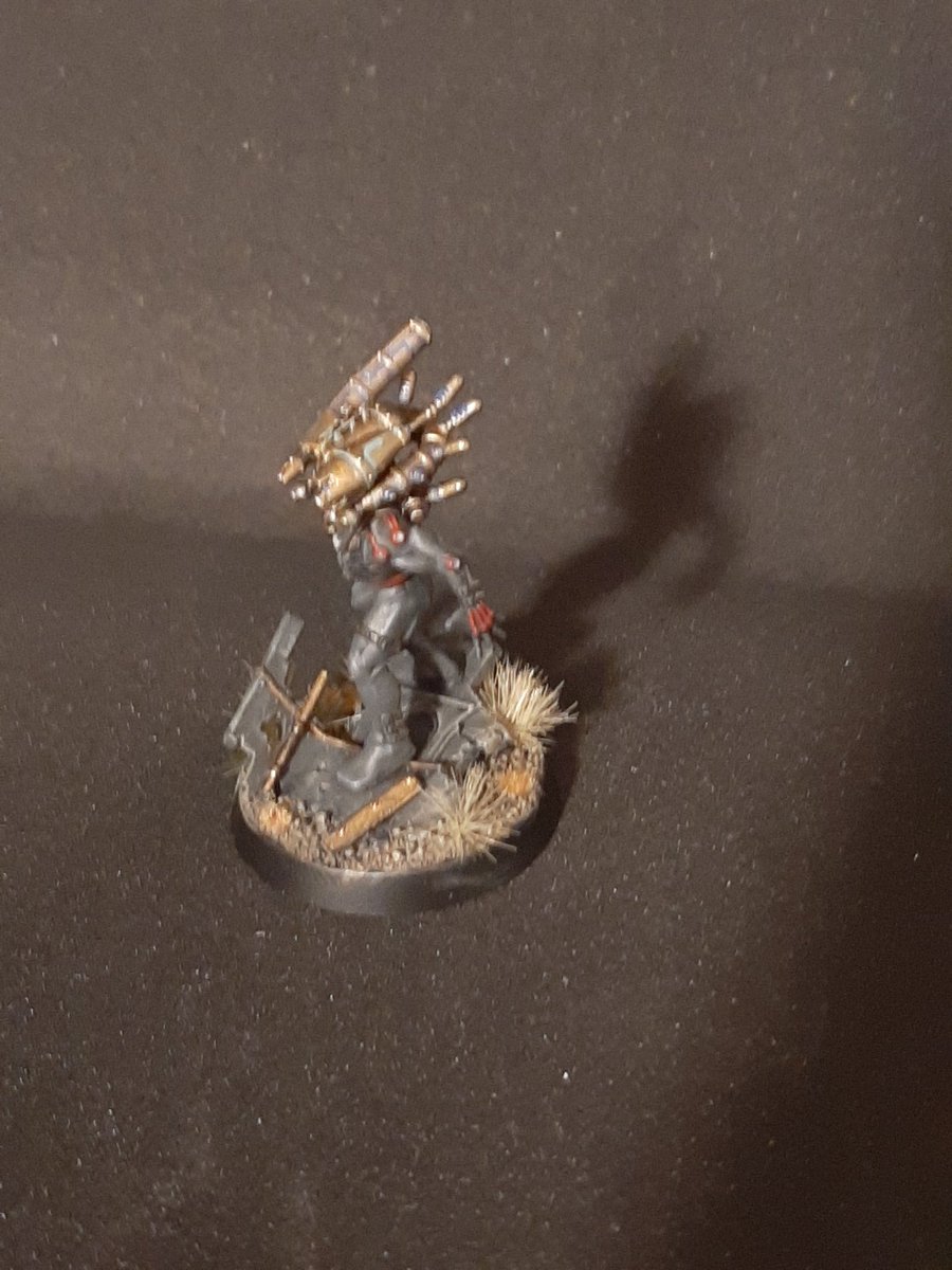 MunkertPeter's tweet photo. #WarhammerCommunity plenty of sparetime these days. So I wanna share my forgotten heroes 😁 Btw... 3 of them are brutal Brothercaptain-Killer 😋 #warhammer40k #TheEmperorprotects https://t.co/GuYCa6o77c