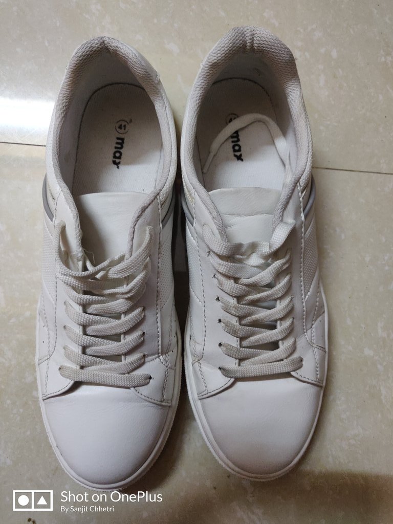 san1jit's tweet photo. I put the shoes twice and the shoes tear by side, Max fashion provide useless quality never buy max fashion shoes. @maxfashionindia @BigBazaar @shoppersstop @amazon https://t.co/sF5Z5egdW2
