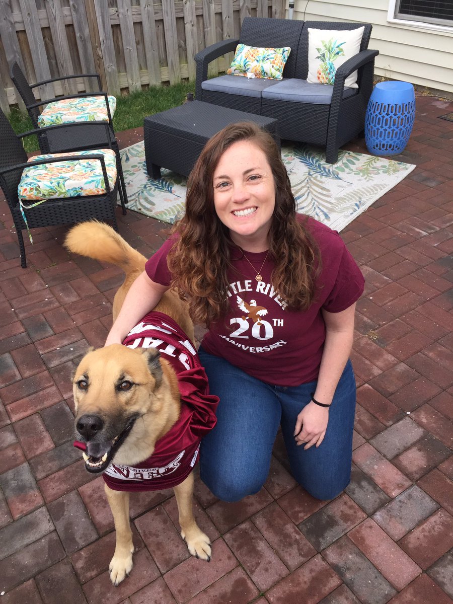 Happy virtual spirit day Little River, especially to the 4th graders of rooms 25 &amp; 26! Miss you all! <a href="/MsMoxie_4thLR/">Ms. Moxie's 4th Gr</a> @MrsShaffer_gr4 <a href="/LittleRiverLCPS/">Little River ES</a> #LRelem #virtualspiritday