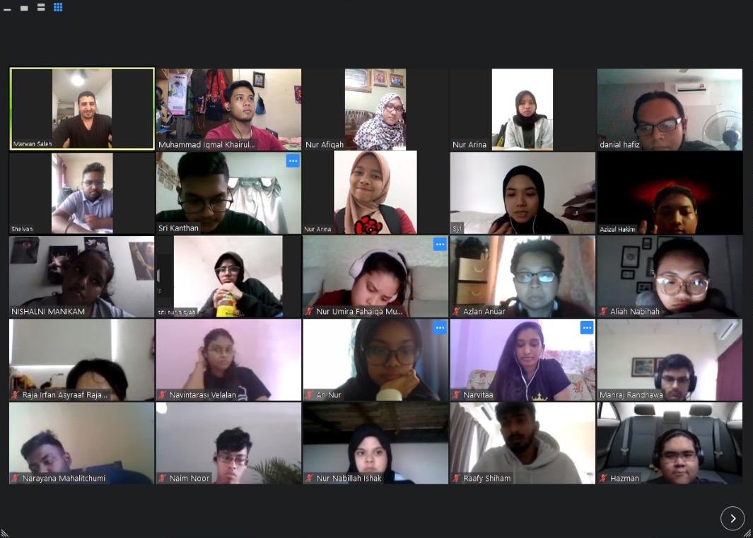 MohdShukriYajid's tweet photo. On 3rd day of the restricted movement order; technology provides the lifeline for MSUrians to be connected. Many students support activities &amp; learning experiences made possible through technology. Creativity is the key. #stayathome @MSUmalaysia @MSUcollege @msumcmalaysia https://t.co/tmI14ik1AB