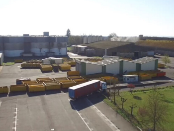 MASseedsfrance's tweet photo. In the challenging #COVID19 pandemic situation we are working on ensuring #seed supply. We take all measures necessary to make sure our seeds make their way to our customers, as this is the guarantee of next year #feed and #foodsupply 🌽🌻🌿🚛👇
https://t.co/mNGGixhuou https://t.co/yJnn7AeIY5