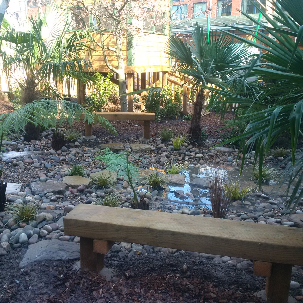 Schools_designs's tweet photo. Our Gold Award School Outdoor Learning and Nature Garden. 
#beautiful #school #garden #EYFS #outdoorlearning #nature #gardening #BBQ https://t.co/17jLFABgAW