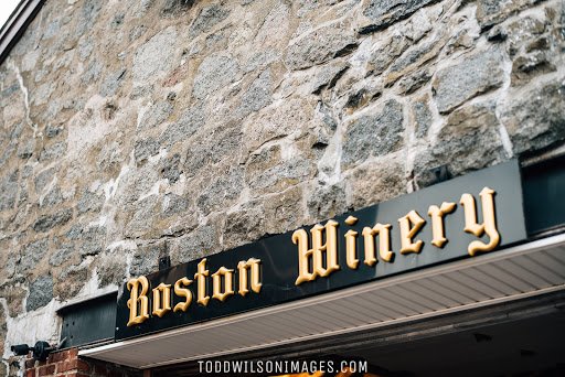 TheBostonWinery's tweet image. Breaking the mold 14 years ago Raffaele Bruno opened up the Boston Winery, every day he and his grandsons try to improve it. Come judge their success for yourself.
#bostonwinery #familybusiness #bostonoriginal #OG #winetastings #eventsboston #bostonvenue #winemaking