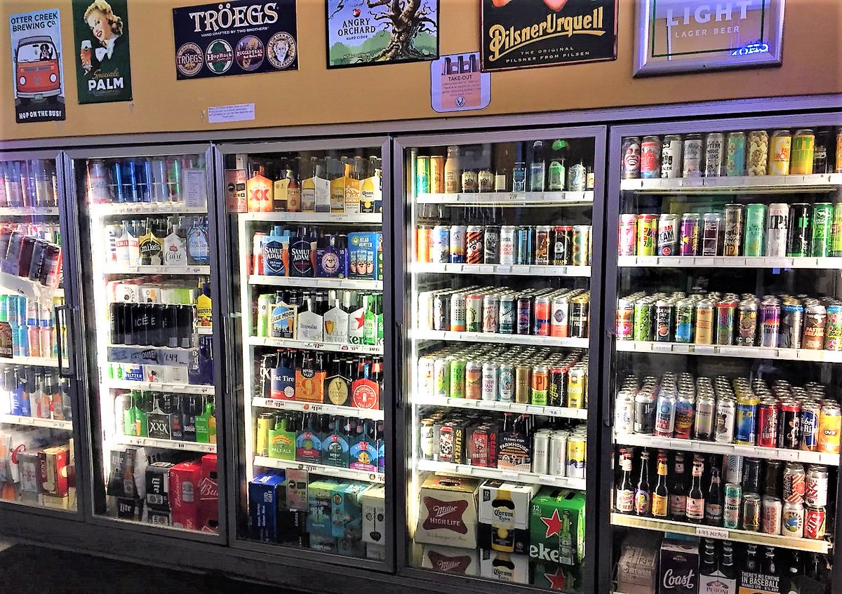 Blue Dog Tavern tweet media