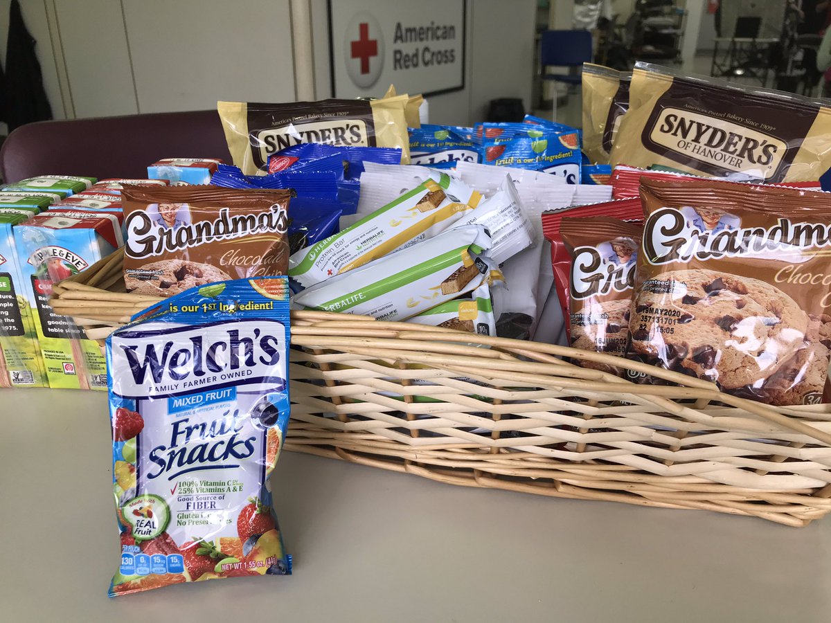 jamiestaton603's tweet photo. Success! Thx to Nurse Beth and the pros at @RedCrossNNE Make your appointment today at https://t.co/ItToH4JODl #GreatSnacks https://t.co/TPJLYhI6Rs