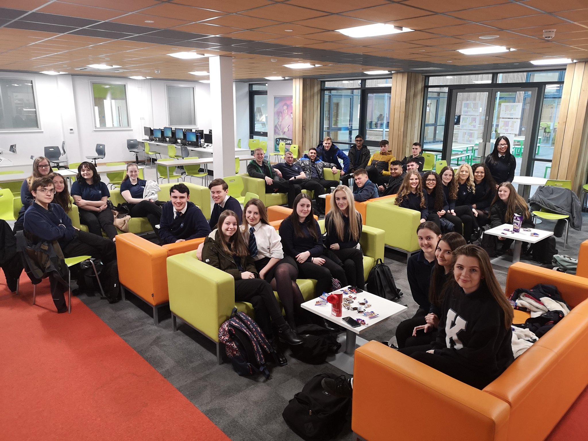 Y Pant School on Twitter