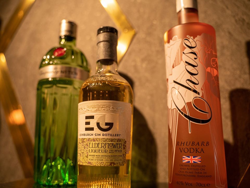 sanctuarybarsca's tweet photo. We have a selection of over 22 flavoured and original gins for you to try🤩

Which is your favourite? Let us know in the comments below📲

#SanctuaryBarScarborough #SanctuaryBar #Sanctuary #Gin #Bar #Scarborough #GinNight https://t.co/ehRbLwSpxz