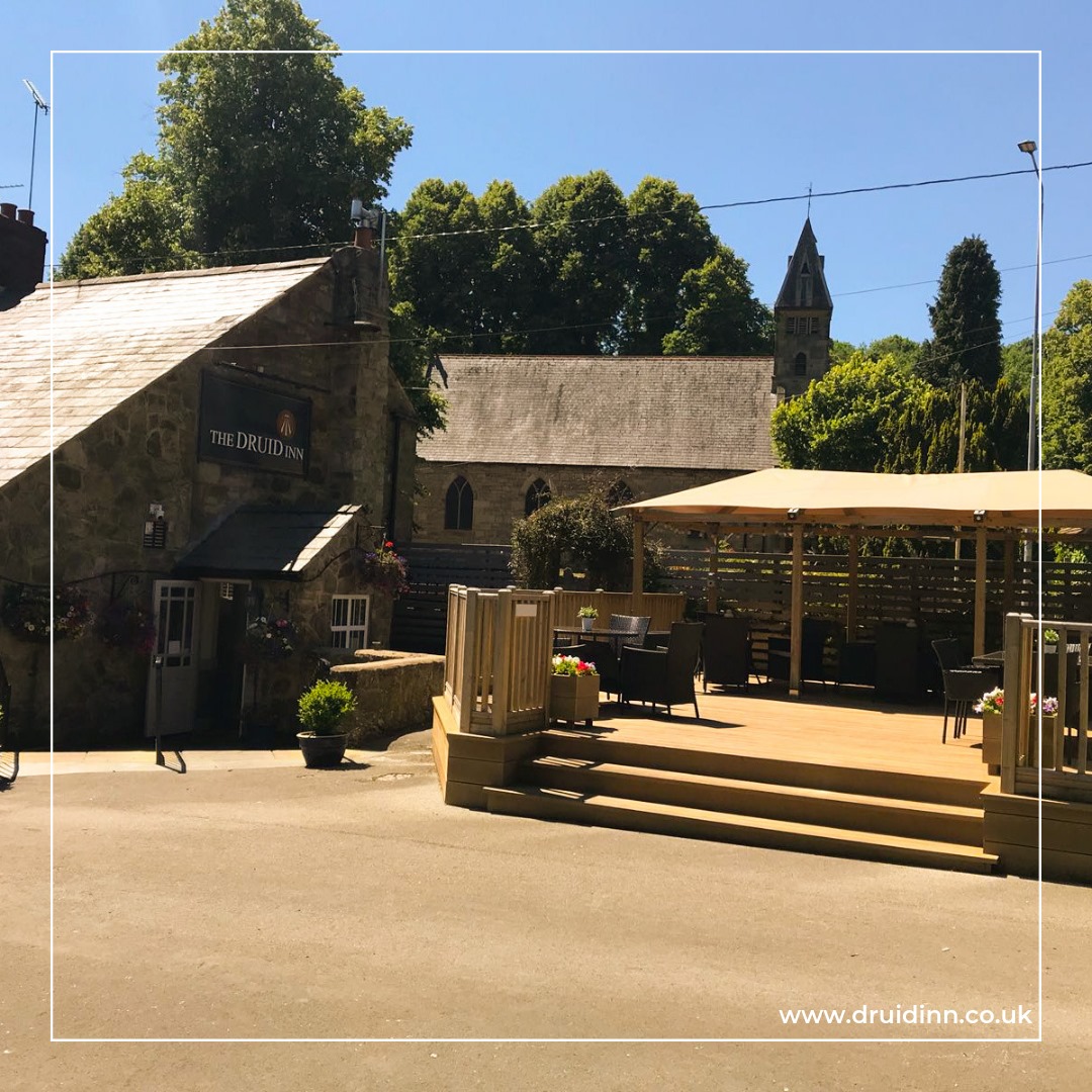 druidinn's tweet photo. It's the first day of Spring! We are open for business and welcoming the start of a new season and hopefully some warmer and healthier months! Stay safe and well! 🌸🌻🌺 Book online now 👉 https://t.co/x1vHahqgSU #firstdayofspring #spring #springtime #thisisthedruid #northwales https://t.co/edw82XIax9