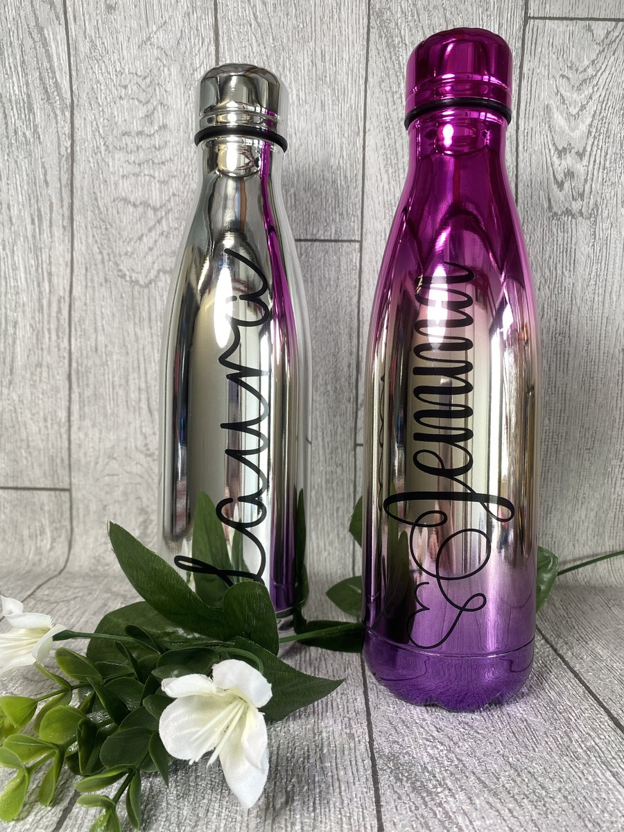 jemmascrafts's tweet photo. Excited to share the latest addition to my #etsy shop: Personalised Metallic Flask Bottle https://t.co/jTziJ0MXTL #yes #metal #bridetobe #henparty #giftsforher #giftsformums #nightsout #personalisedbottle #personalisedflask https://t.co/qJWcqPmq0C