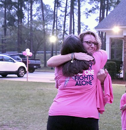 GCA class shows support for mother battling stage three breast cancer ow.ly/EglD50yNhEe #breastcancer #mother #battling