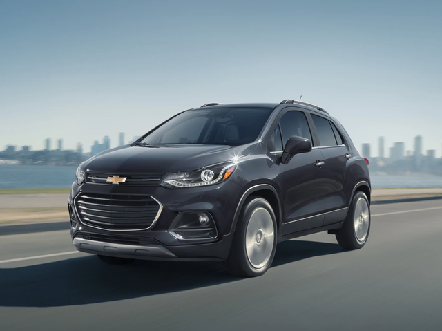 CountrysdeChev's tweet photo. Chevrolet just announced 0% for 84 months! 120 day payment deferral on 2020 Trax, Equinox, and Silverado through the end of March! If you've been thinking of purchasing, even in the midst of all this uncertainty, don't wait! #ChevyCares https://t.co/maXYNm2wGg