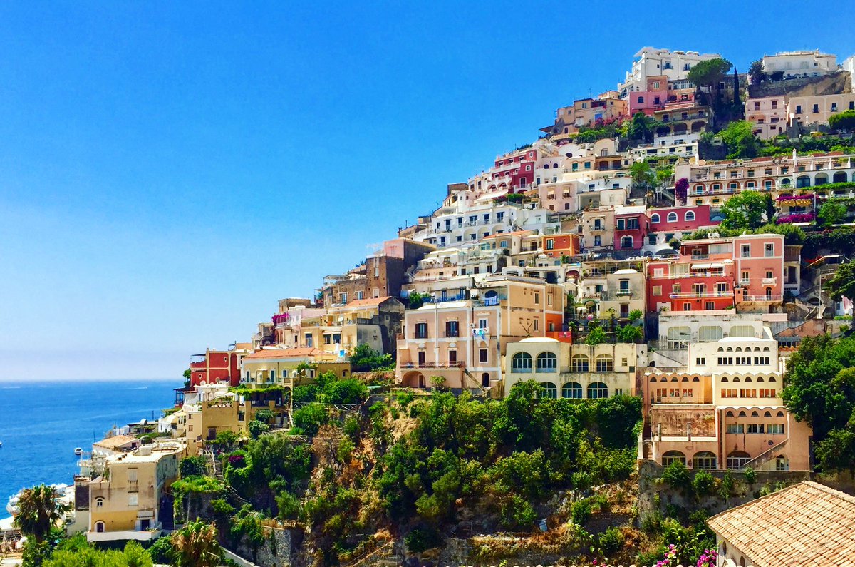 WithSpike's tweet image. Going through some of my old Italy 🇮🇹 photos to share some memories from carefree times ❤️