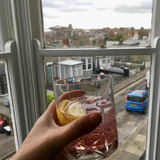 MikeysEscapades's tweet photo. First G&amp;T of isolation. About 16 more to follow https://t.co/tr2OHFNHuX https://t.co/I3HQCb1eNU