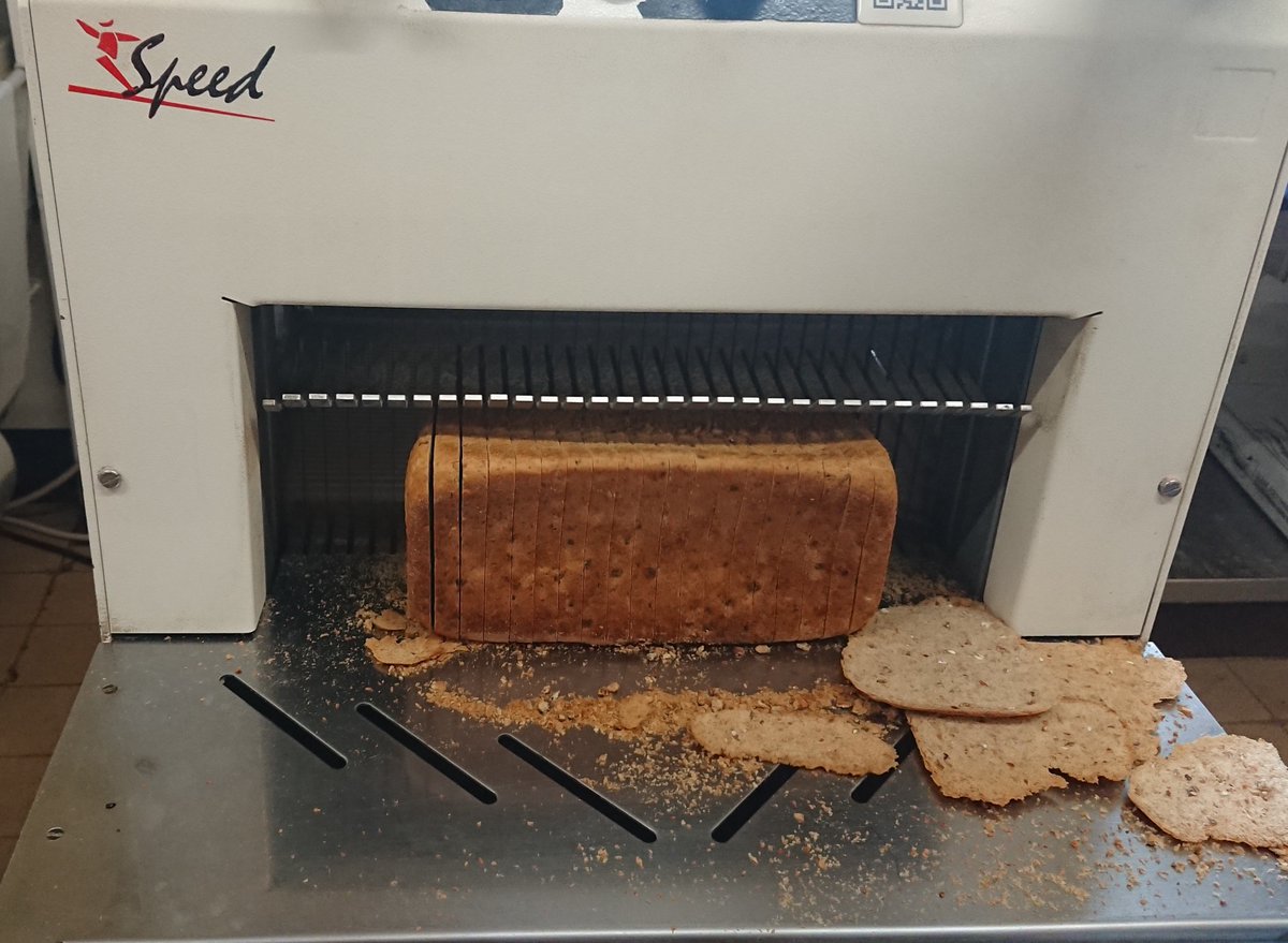 primabakeries's tweet photo. When your best friend in the world is a machine....our bread slicer has now been running for over 24 hours without a break and a whole night ahead of it #pleasedontbreak #buyinglocal https://t.co/MdKzYn7YN4
